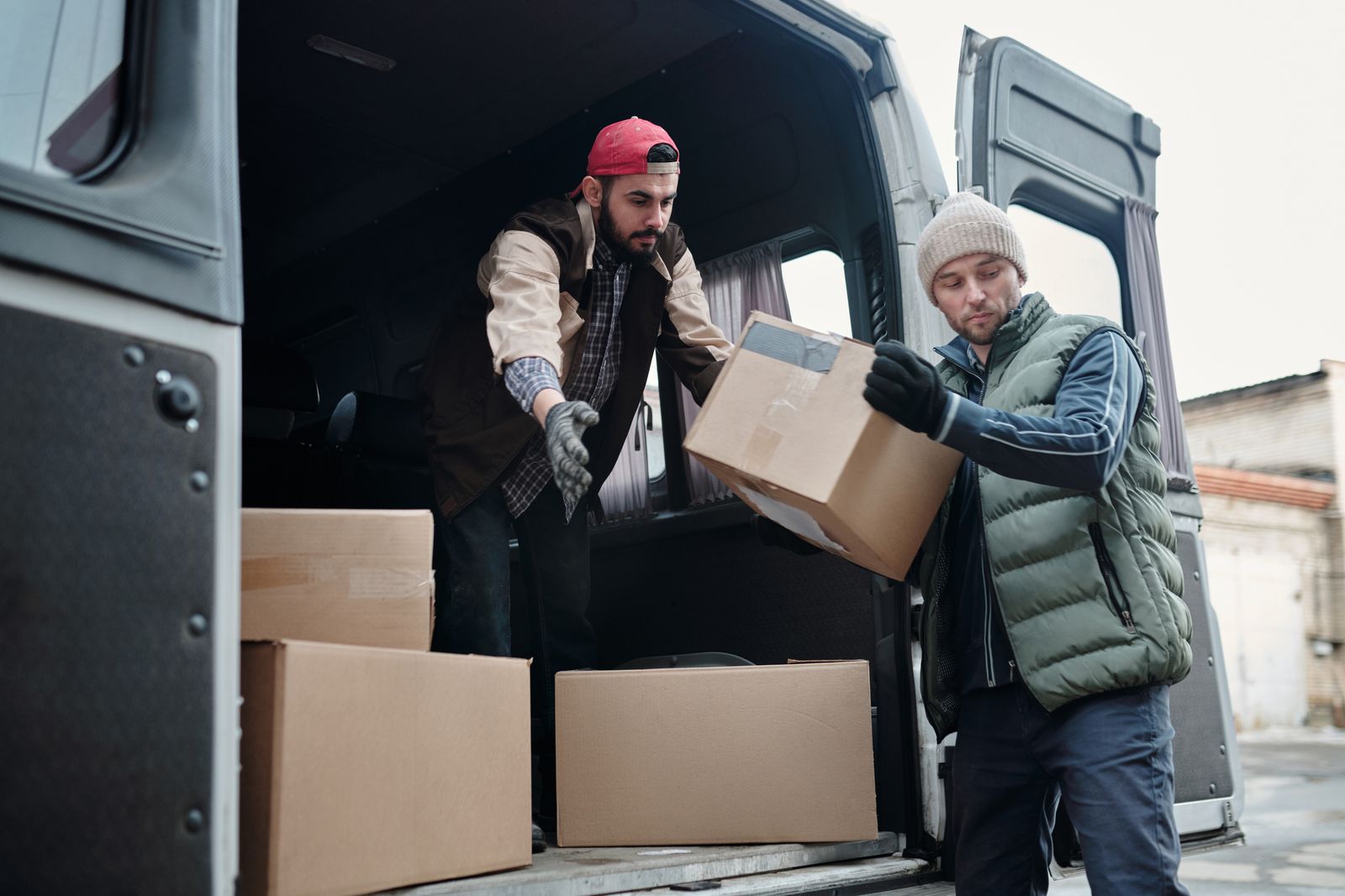 Spoedtransport detail tijdens zakelijke levering